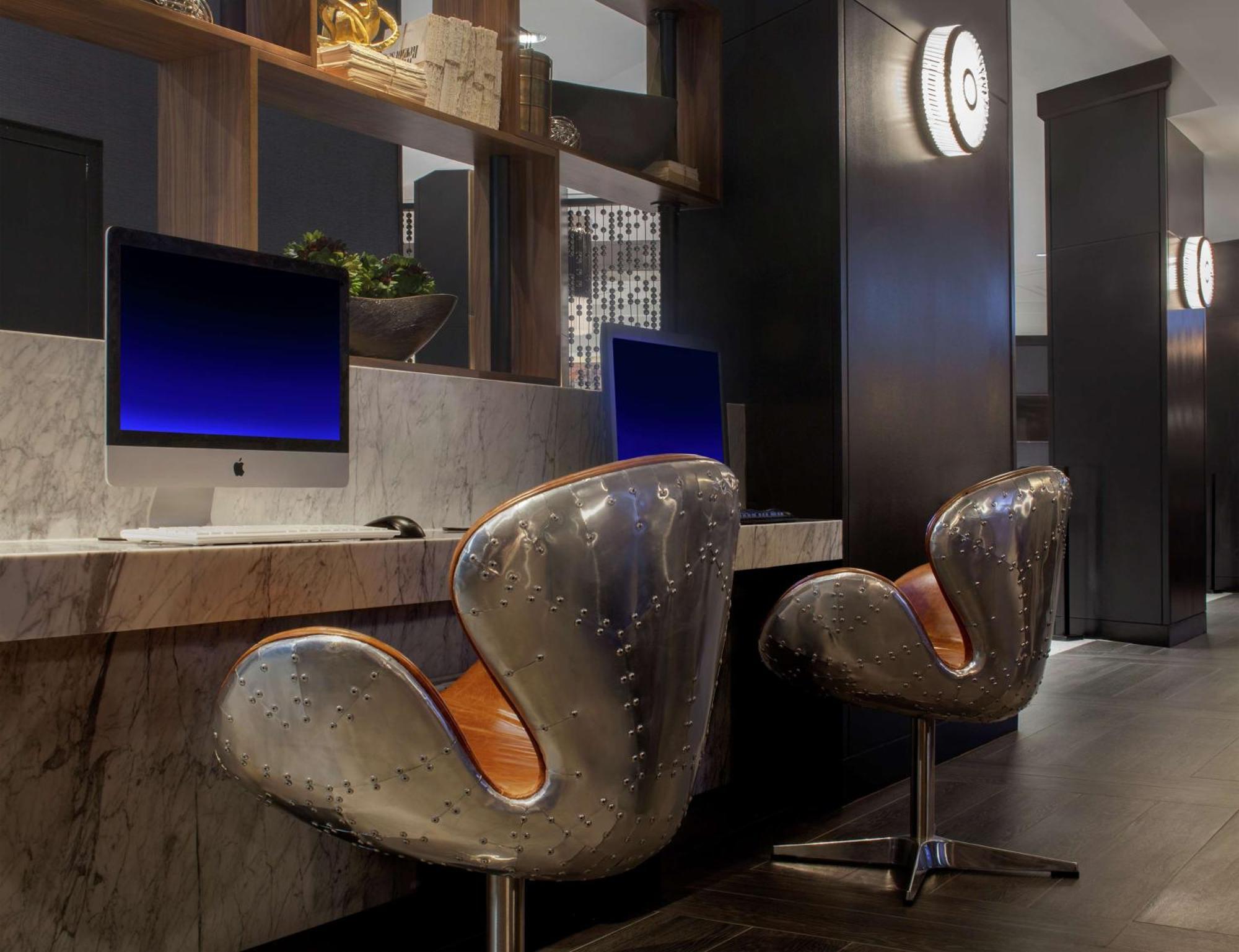 Hilton Boston Back Bay Hotel Екстериор снимка