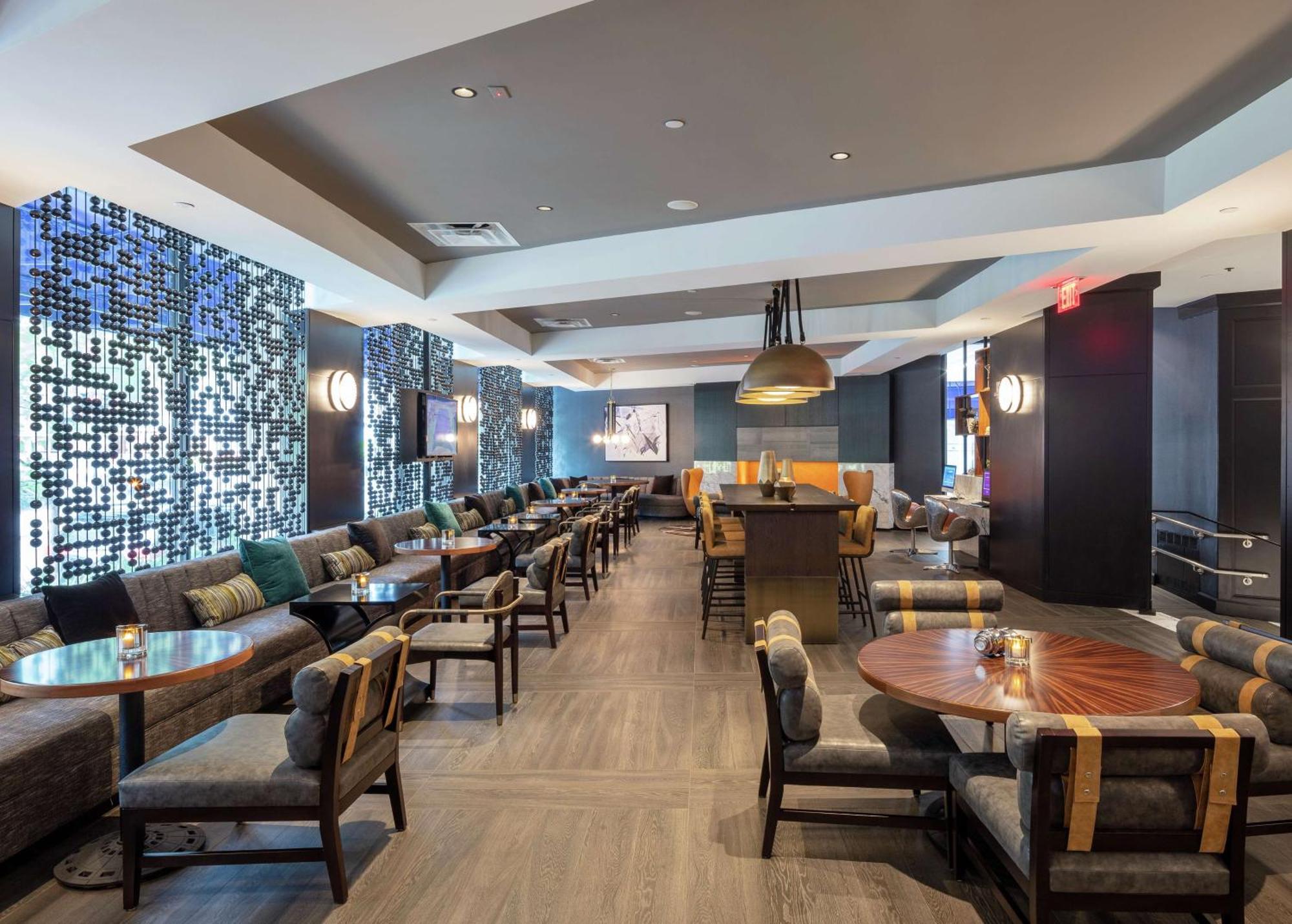 Hilton Boston Back Bay Hotel Екстериор снимка