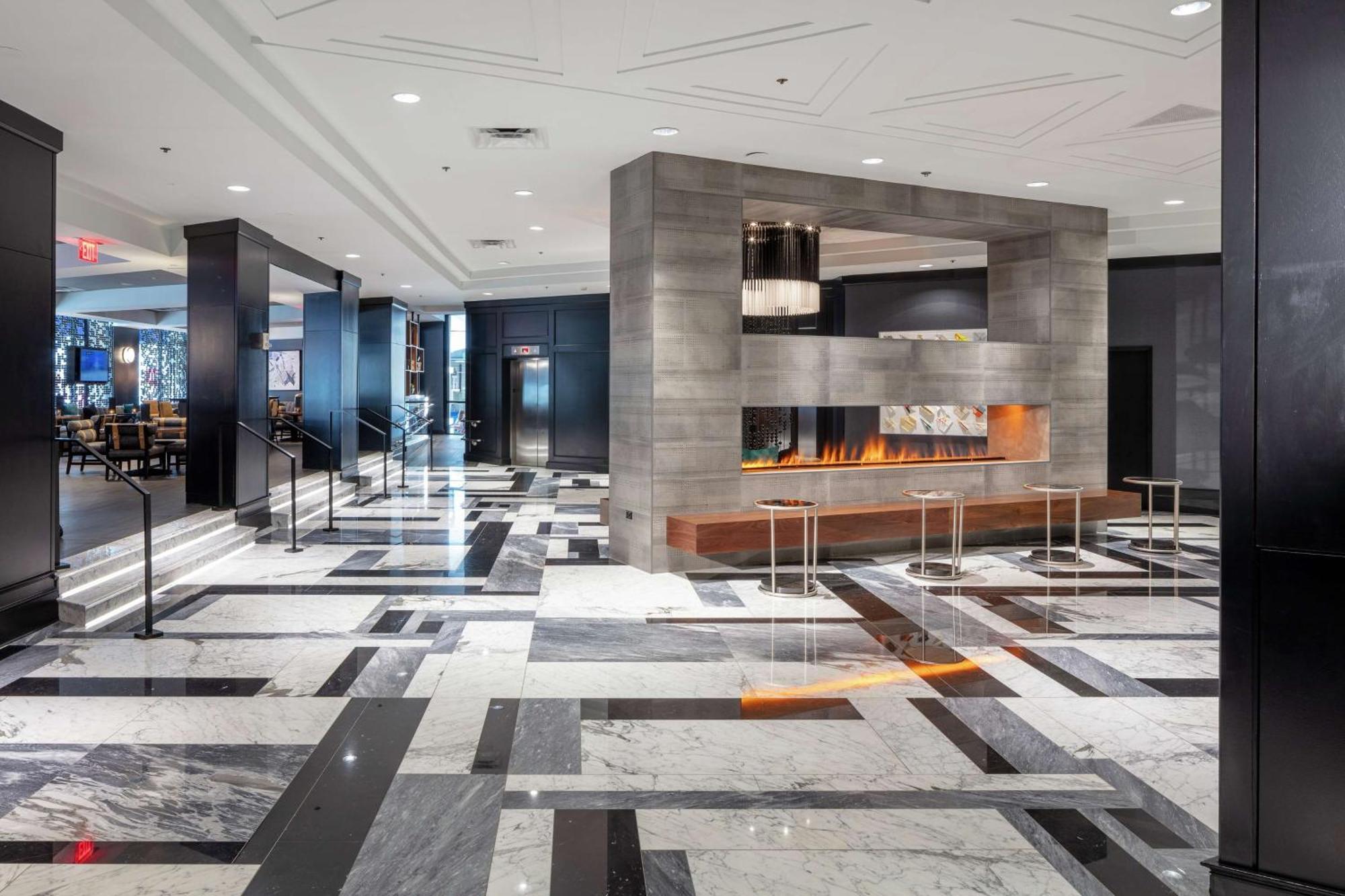 Hilton Boston Back Bay Hotel Екстериор снимка